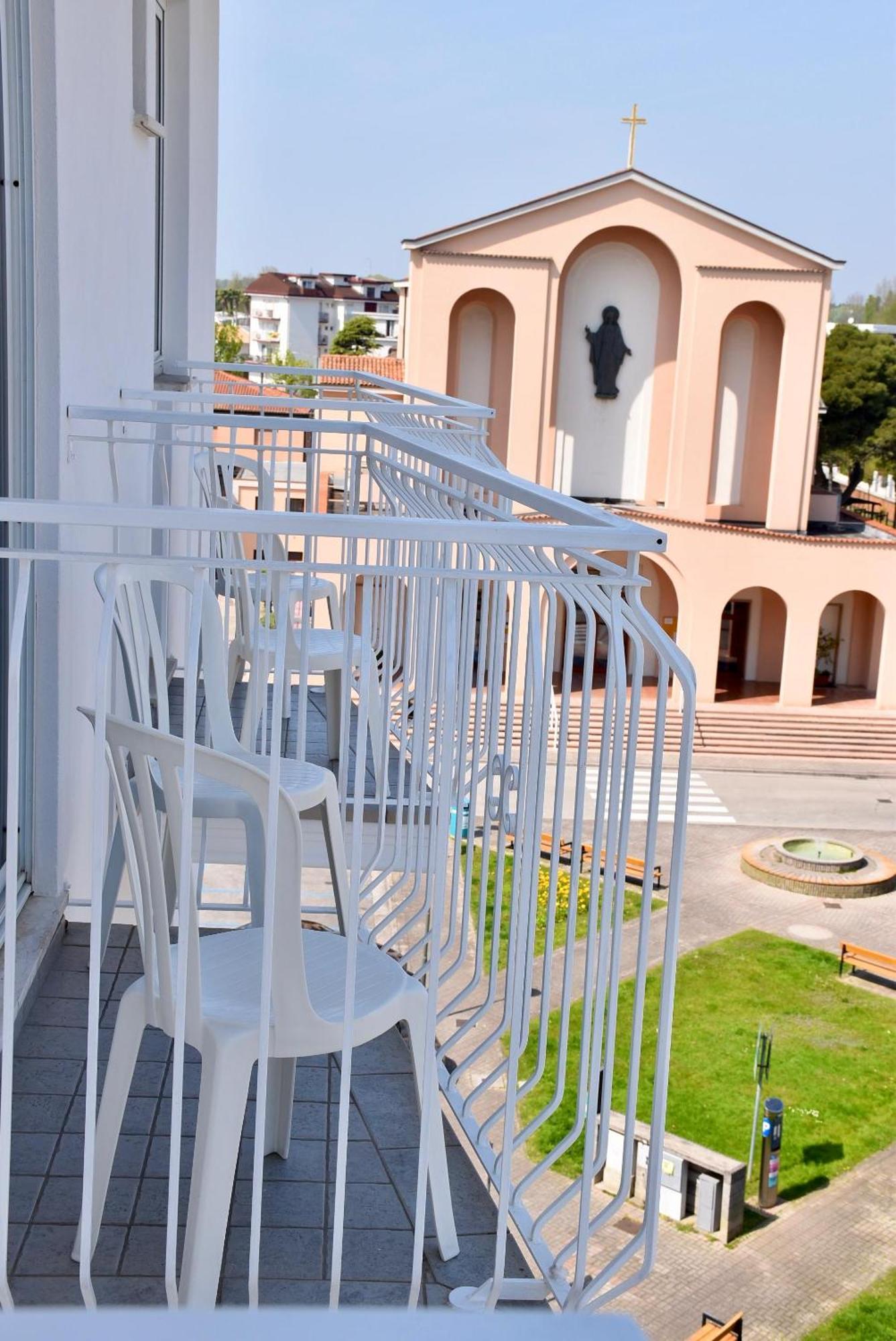 Hotel Portofino Τζεσόλο Λίντο Εξωτερικό φωτογραφία