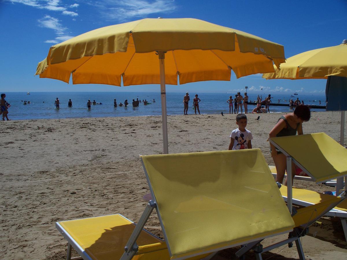 Hotel Portofino Τζεσόλο Λίντο Εξωτερικό φωτογραφία